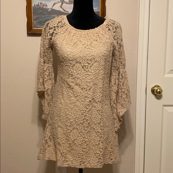 Dresses & Skirts - Tan Lace Dress